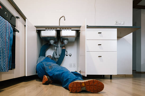 Professional Drain Cleaning technician working in Earlton, NY